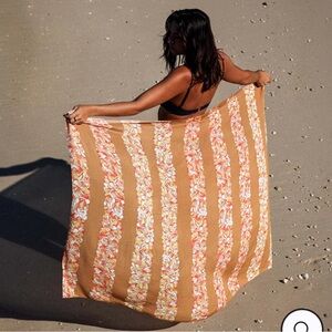 💕 Tag Aloha Plumeria Flower Lei Sarong Wrap / Lava Lava / Pareo 💕
